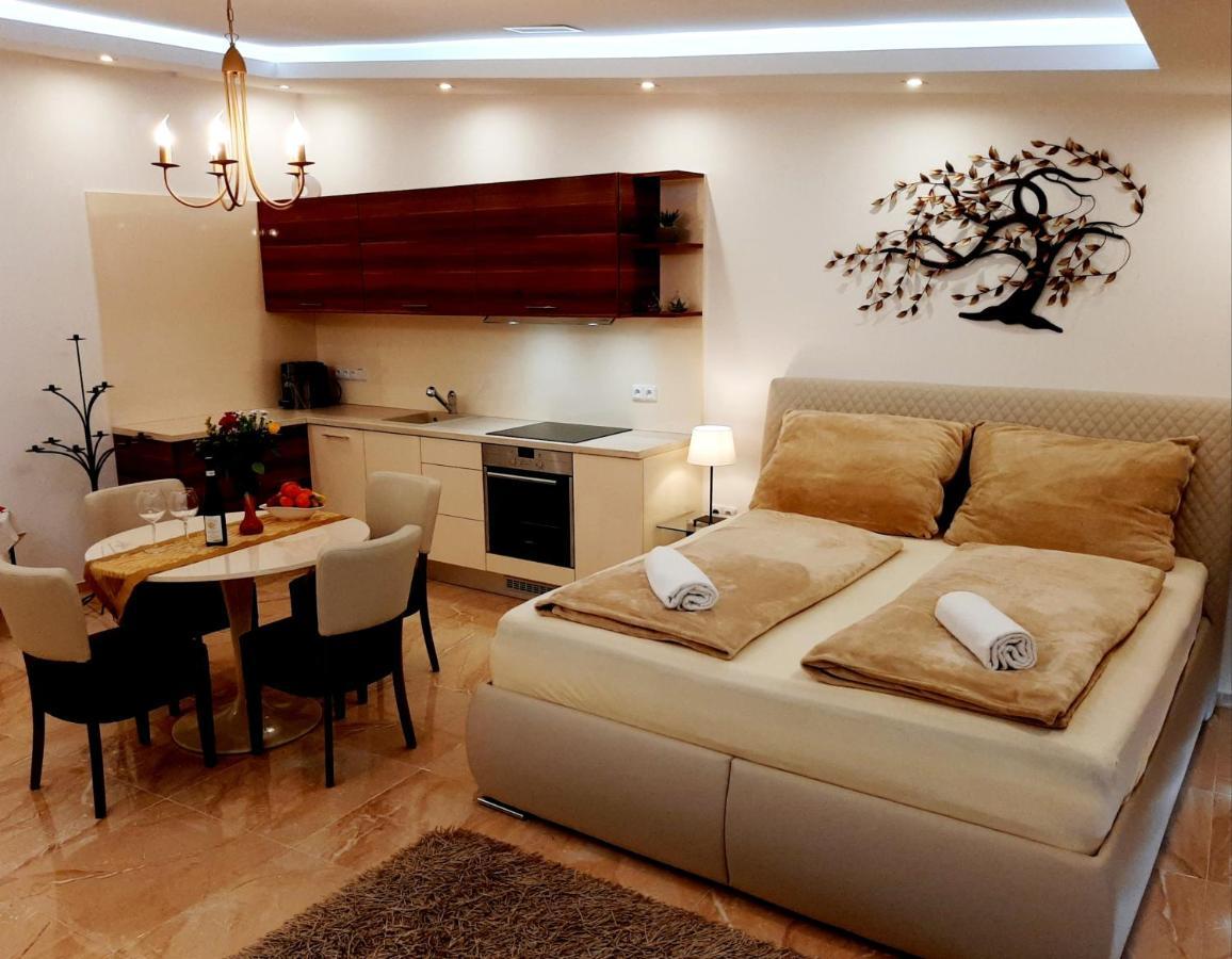 Nobless Apartments Holedna ברנו מראה חיצוני תמונה