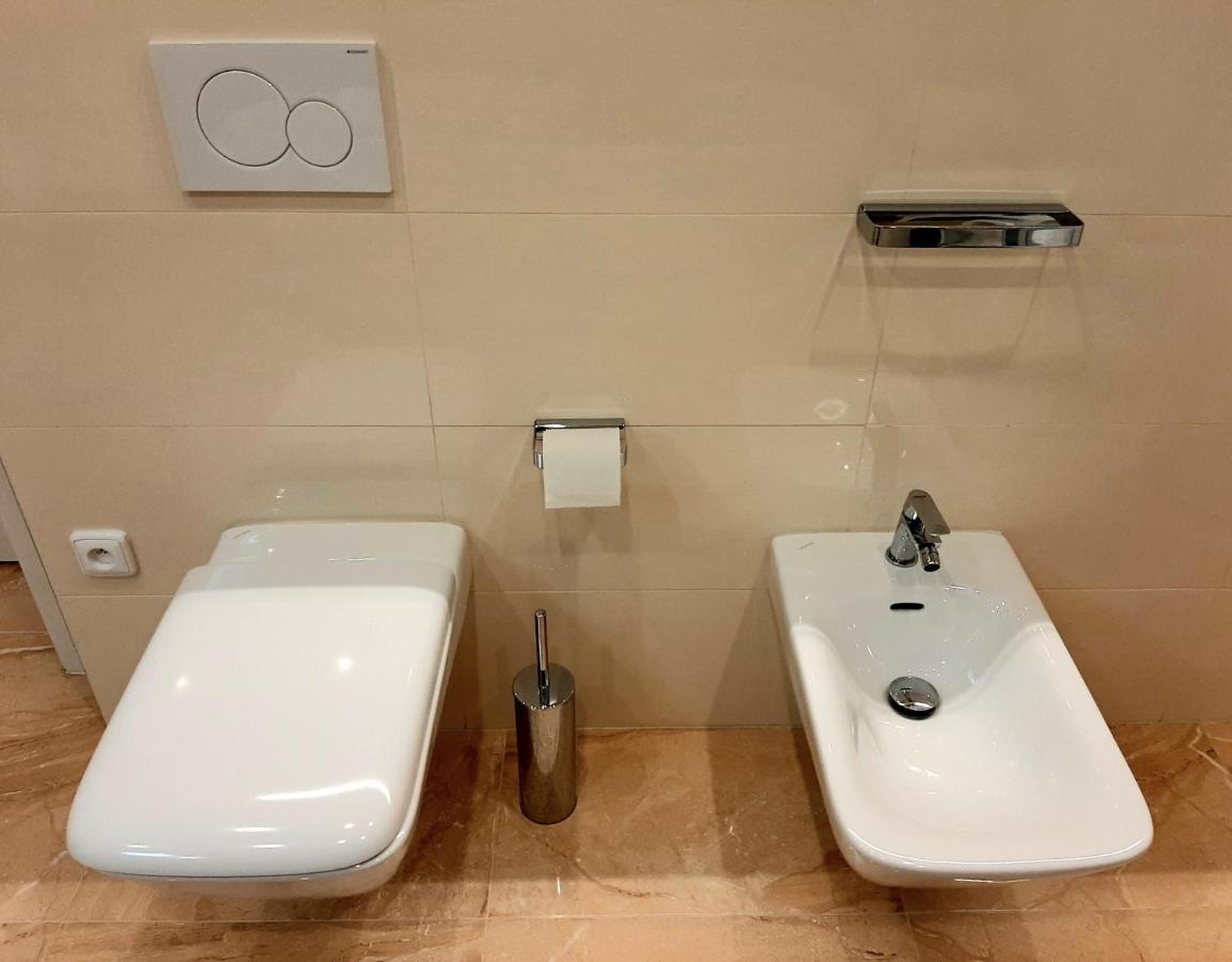 Nobless Apartments Holedna ברנו מראה חיצוני תמונה